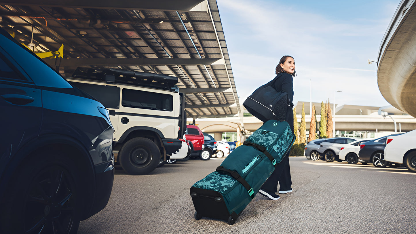 OGIO Alpha Slim Travel Cover – bestickt mit Ihrem Logo!
