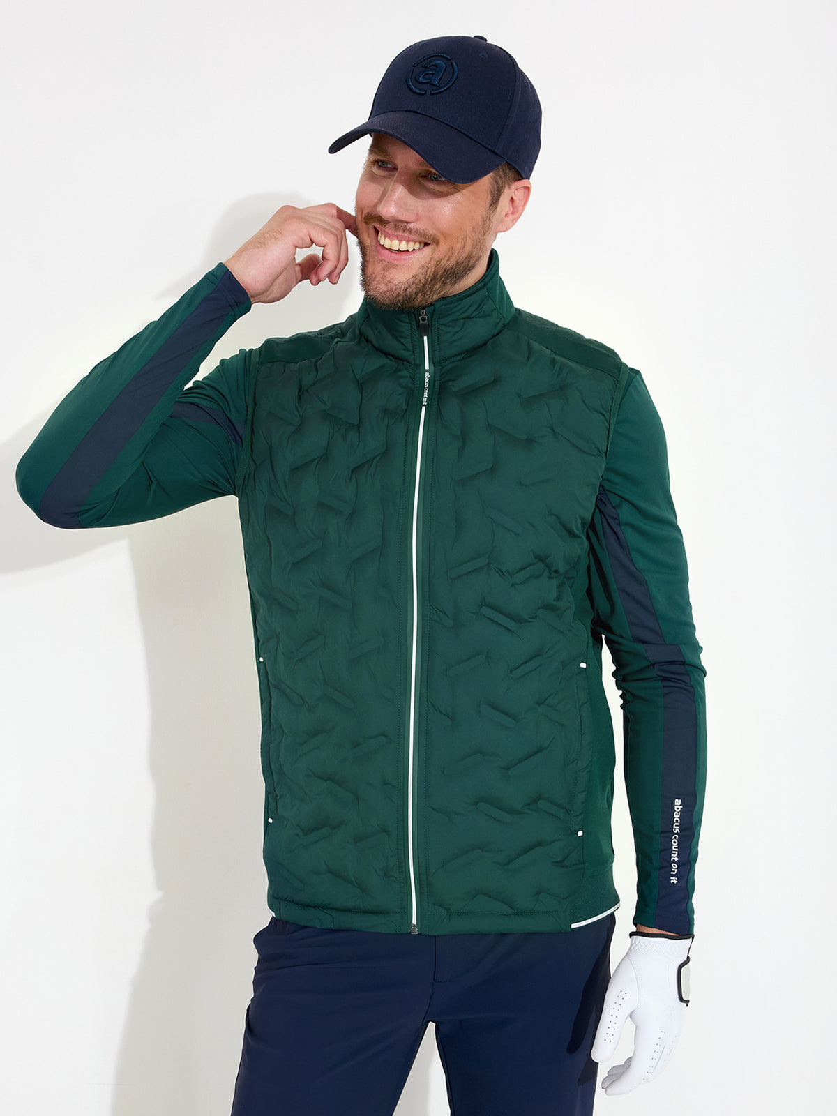 abacus Herren Portrush Hybrid-Weste in Course Green, Nahaufnahme vorn